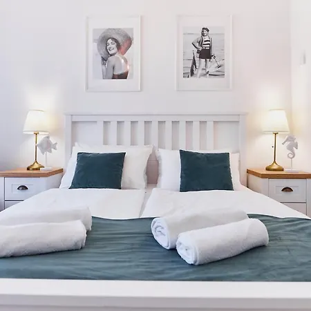 Bed & Breakfast Astoria 3*