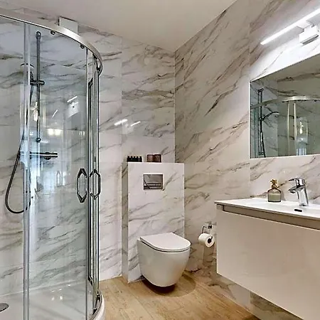 Astoria 3*